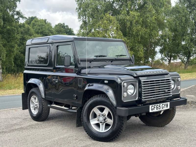 LAND ROVER DEFENDER 90 2015 (65)