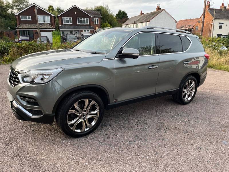 SSANGYONG REXTON 2019 (19)