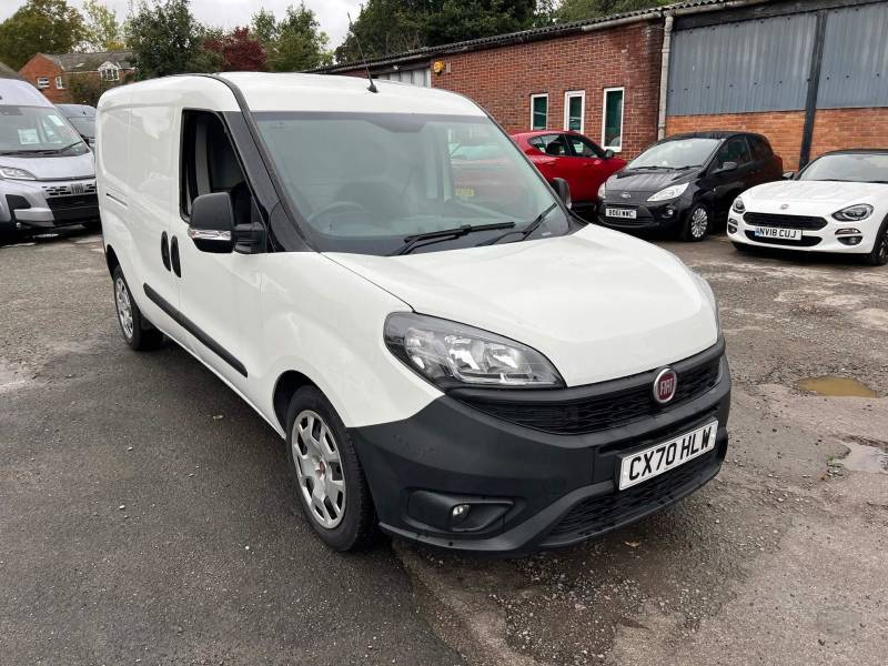 FIAT DOBLO 2020 (70)