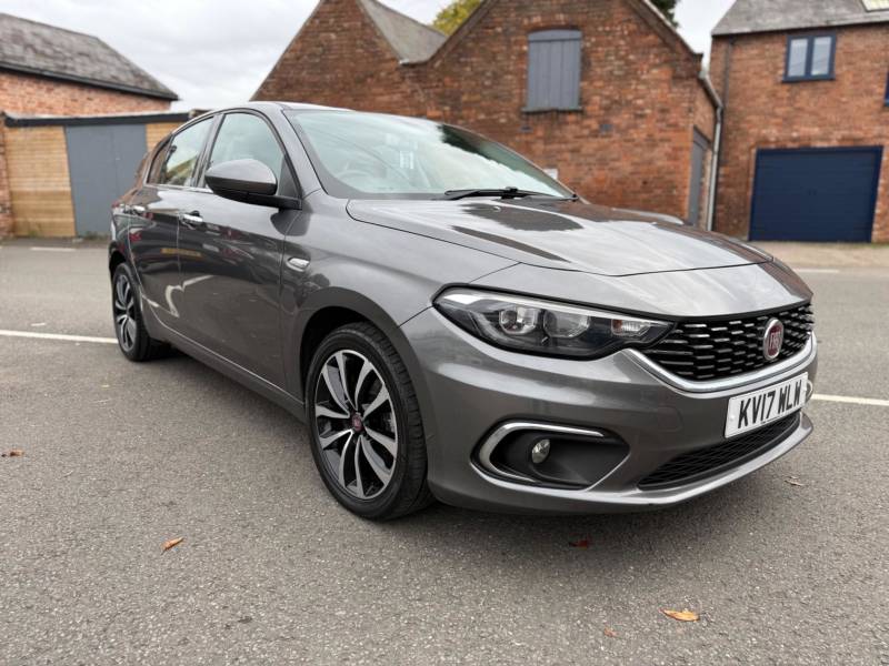 FIAT TIPO 2017 (17)