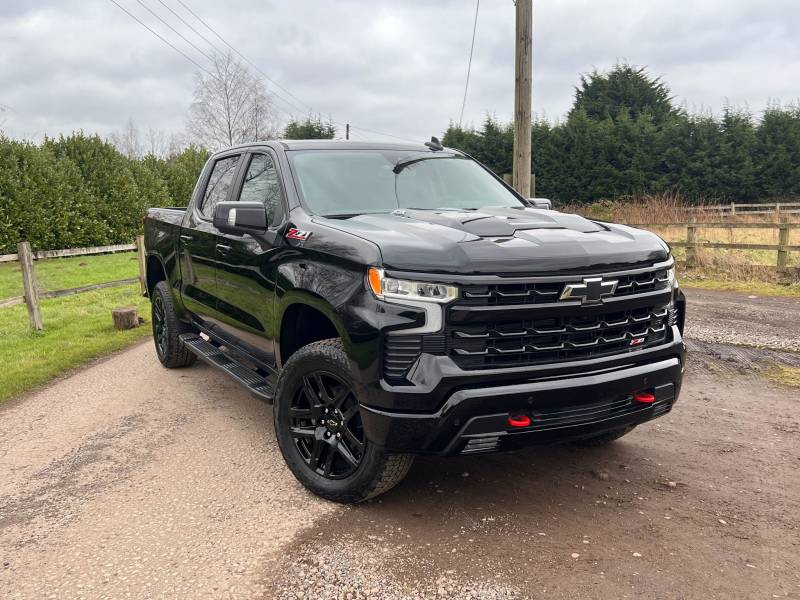 CHEVROLET SILVERADO 2024 (74)