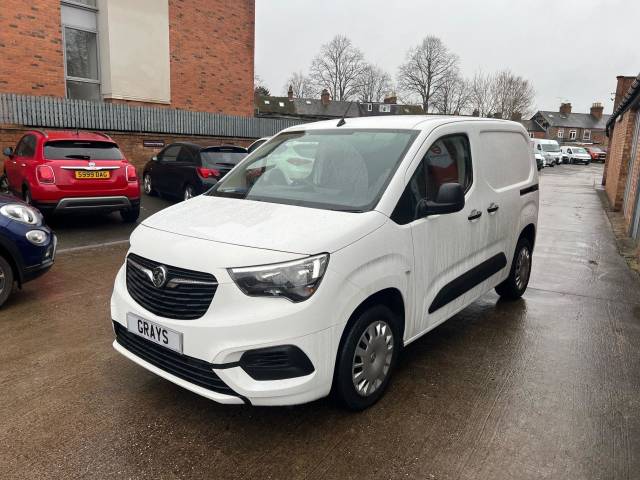 2020 Vauxhall Combo 2300 1.5 Turbo D 100ps H1 Sportive Van