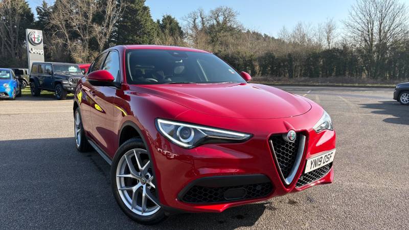 ALFA ROMEO STELVIO 2019 (19)