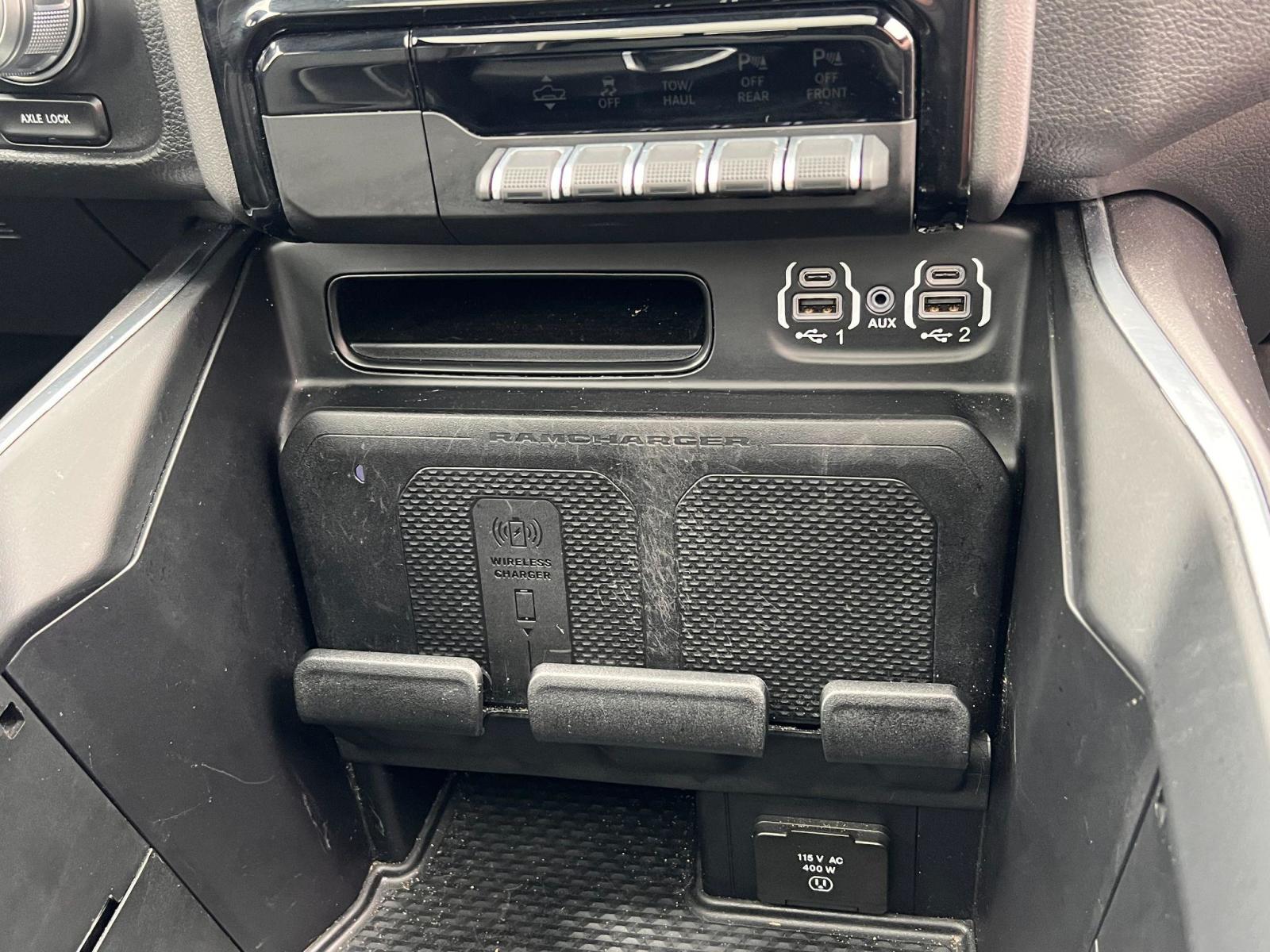 Dodge Ram Laramie Night 5.7 V8