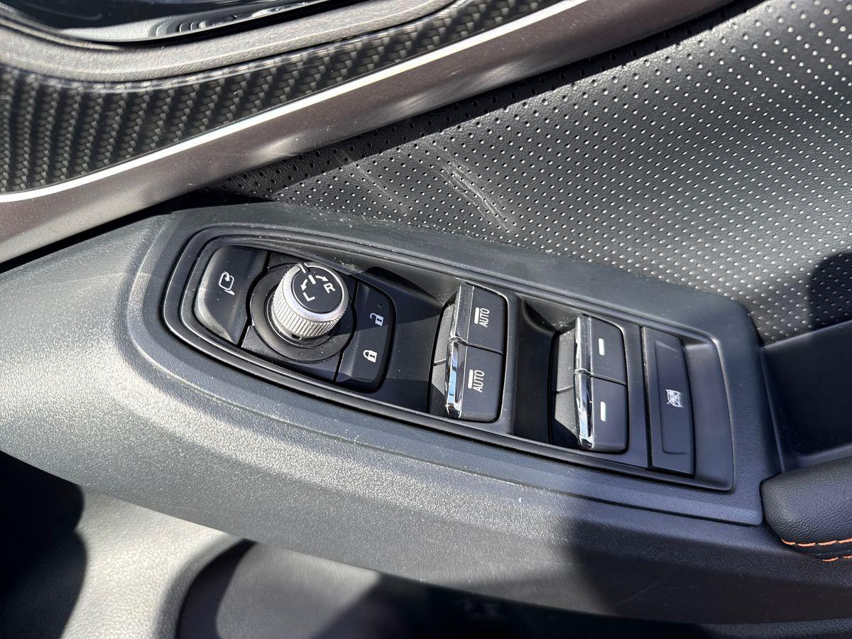 Subaru XV 2.0i e-Boxer SE Premium 5dr Lineartronic